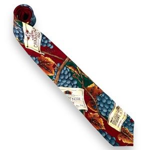 Ralph Marlin Tie Wine Labels VTG 1996‎ Necktie 100% Silk Vineyard Grapes 57” USA